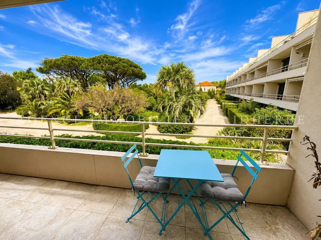 Apartment in Zone Ouest Urbaine, Saint-Tropez, France 1 - 18073207