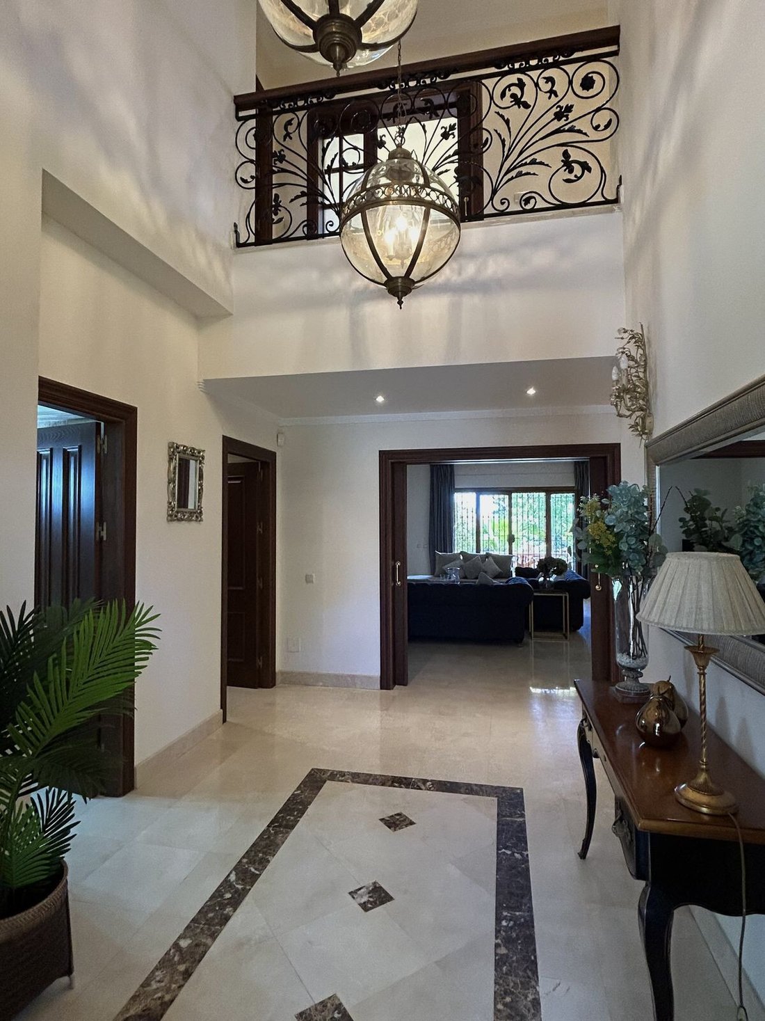 Villa in Marbella, Andalusia, Spain 3 - 18073101
