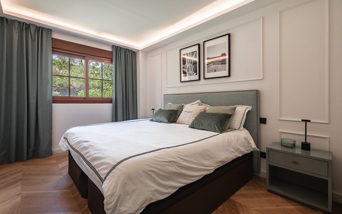 Apartment in Benahavis, Andalusia, Spain 2 - 18079336