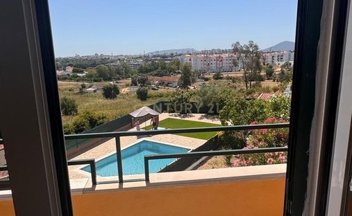 Villa in Gambia-Pontes-Alto da Guerra, Setubal, Portugal 1