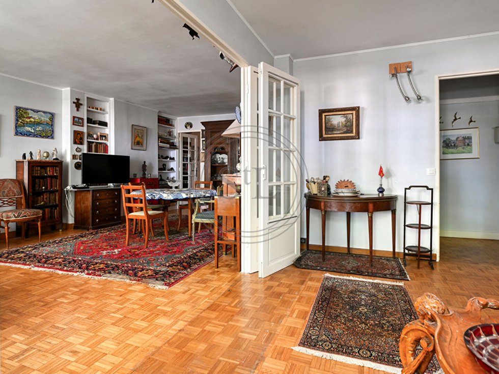 Apartment in Domaine National du Château, Versailles, France 5 - 18075707