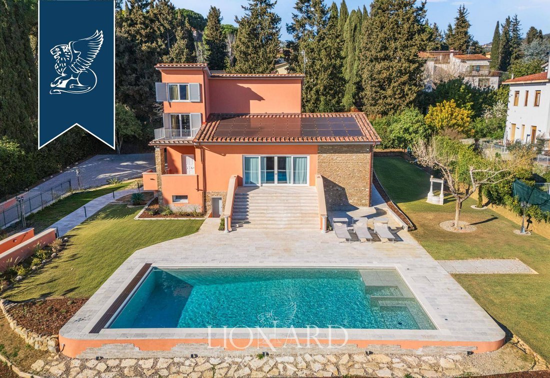 Villa in Fiesole, Tuscany, Italy 4 - 18077115