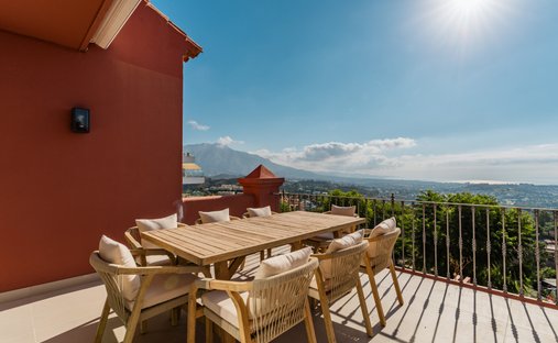 Penthouse in La Quinta, Benahavis, Andalusia 1