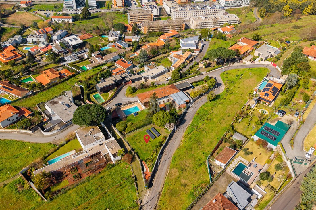 Land in Nogueiro e Tenoes, Braga, Portugal 2 - 18077389