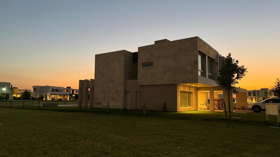 House in Canning, Buenos Aires, Argentina 4 - 18073387