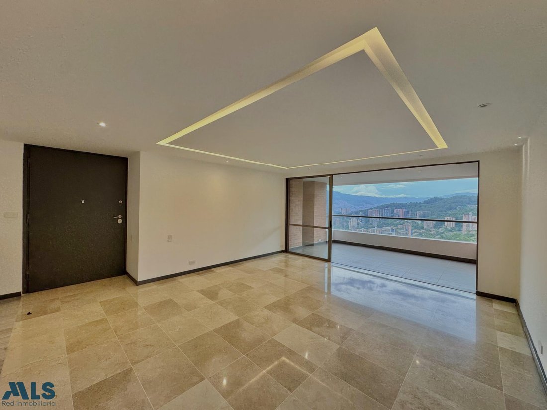 Apartment in Medellín, Antioquia, Colombia 2 - 18079457