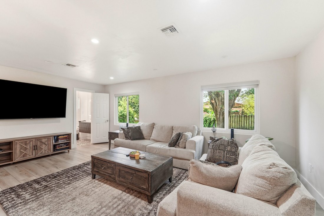 House in Plantation, Florida, United States 4 - 18072242