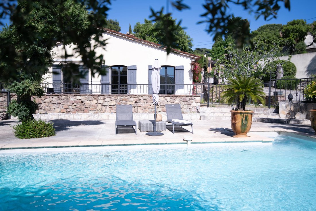 House in Ville-Les Saquedes-Le Bouillonnet, Sainte-Maxime, France 1 - 18073087