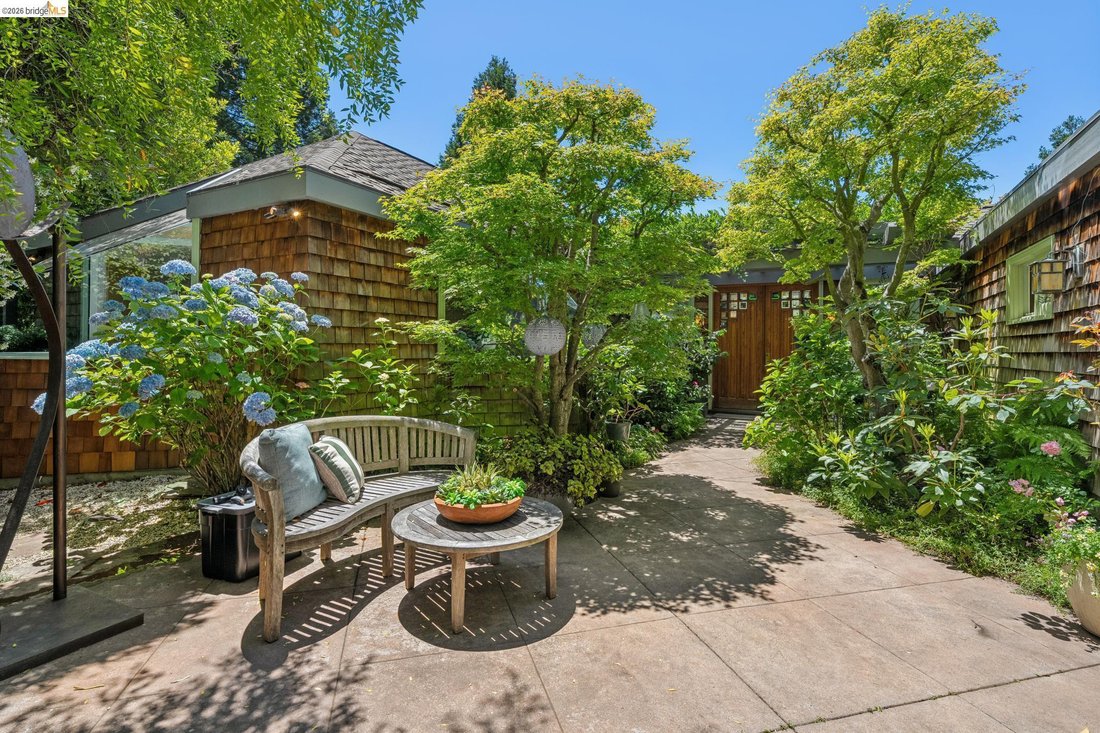 House in Oakland, California, United States 4 - 18075062