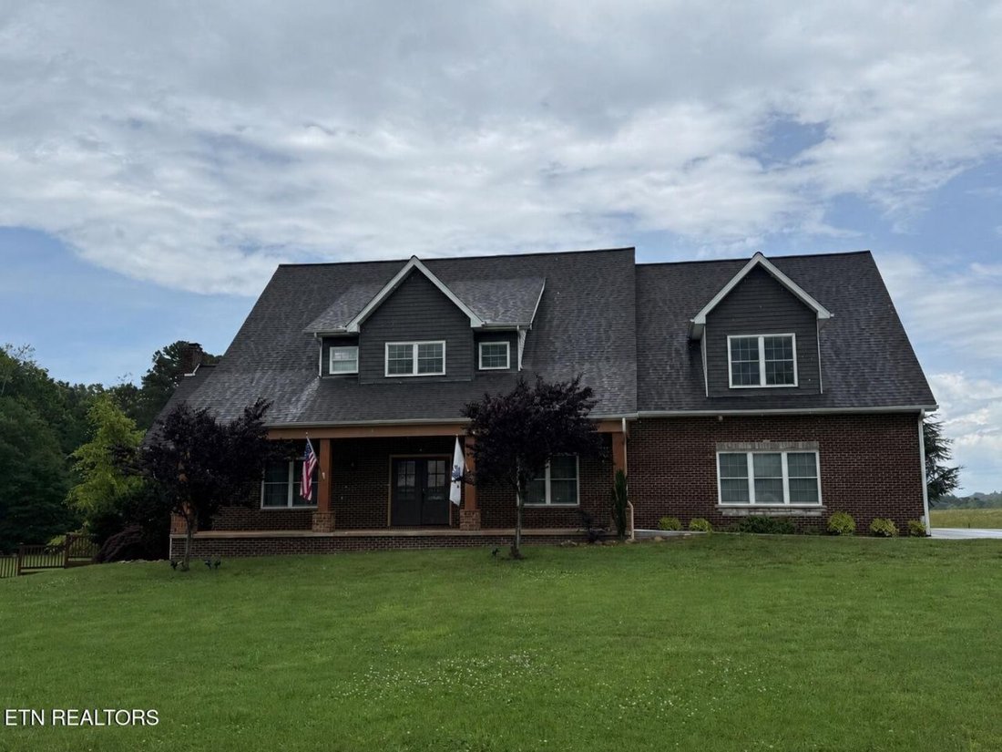 House in Dandridge, Tennessee, United States 1 - 18078032