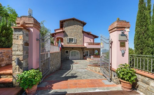 House in Borgo a Cascia, Reggello, Tuscany 1