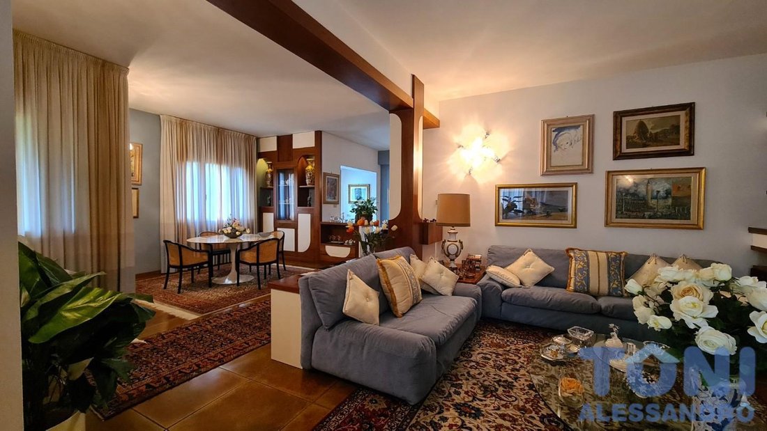 Villa in Spicchio-Sovigliana, Vinci, Tuscany 2 - 17799153