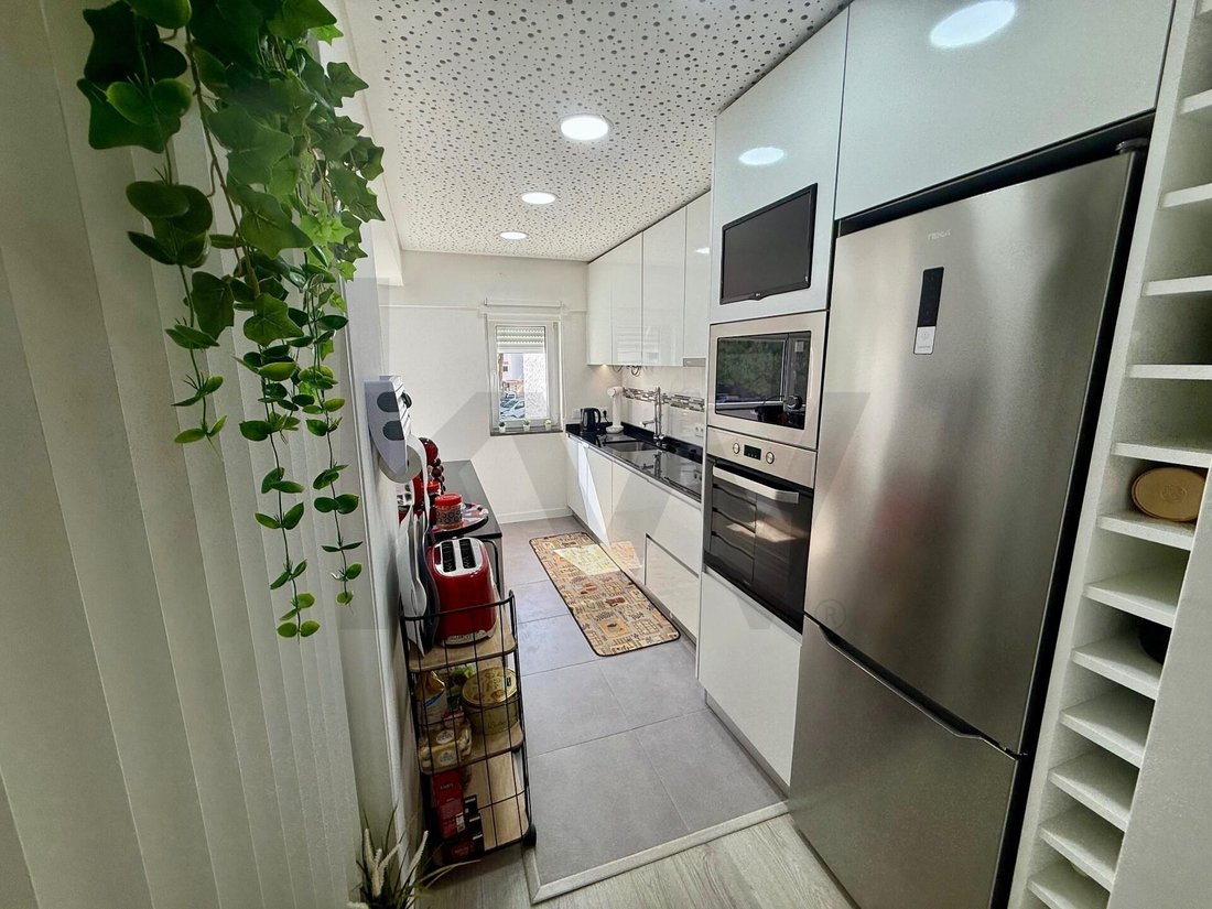 Apartment in Cascais e Estoril, Lisbon, Portugal 4 - 18078652