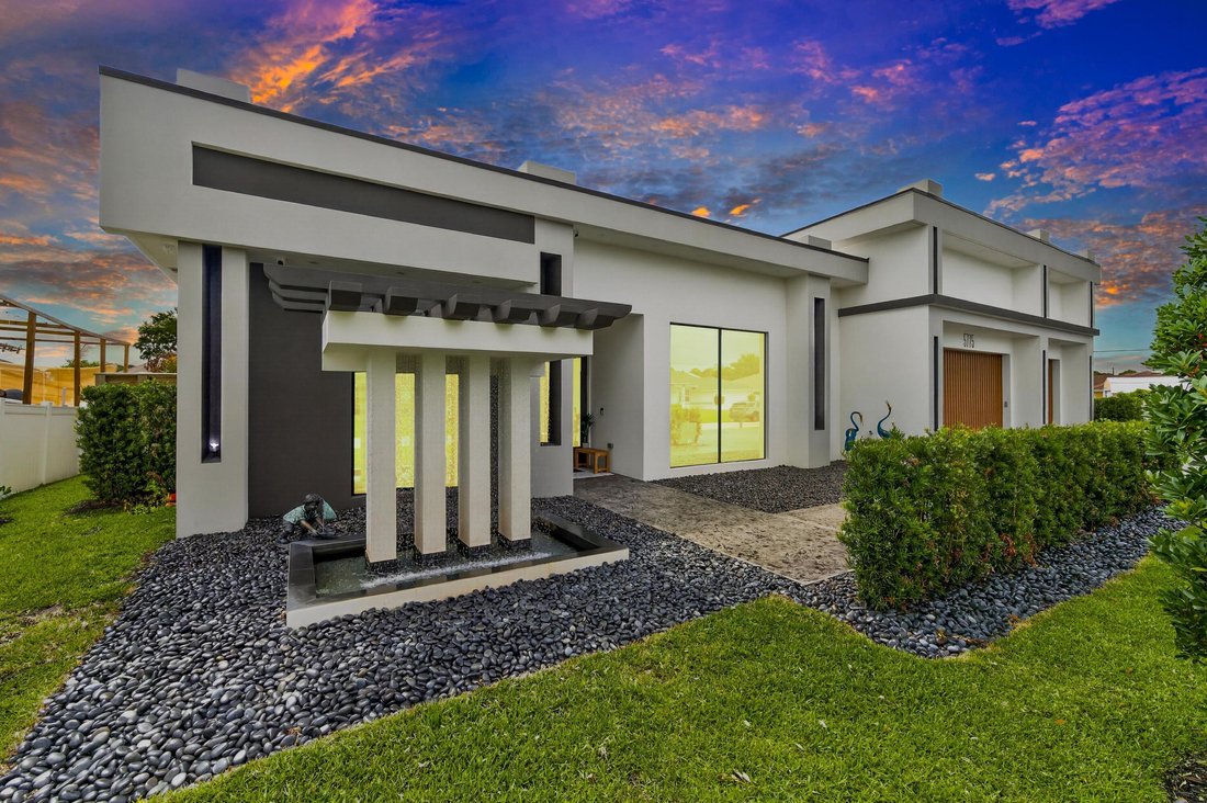 House in Port St. Lucie, Florida, United States 5 - 18079105