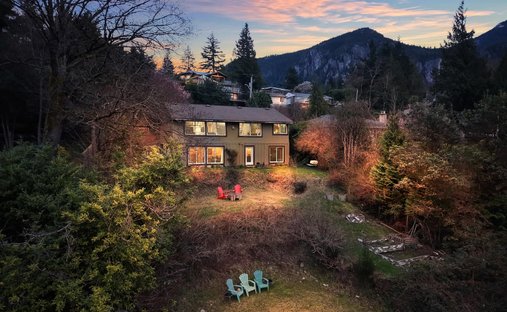 Maison à Squamish, Colombie-Britannique, Canada 1