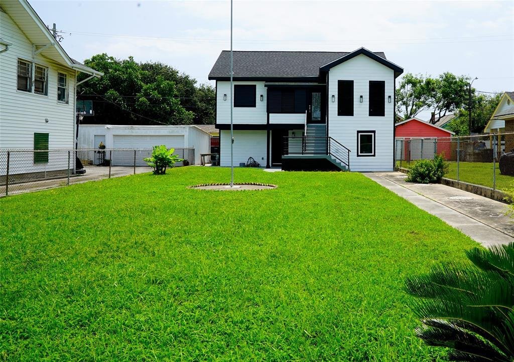 House in Galveston, Texas, United States 2 - 18075867