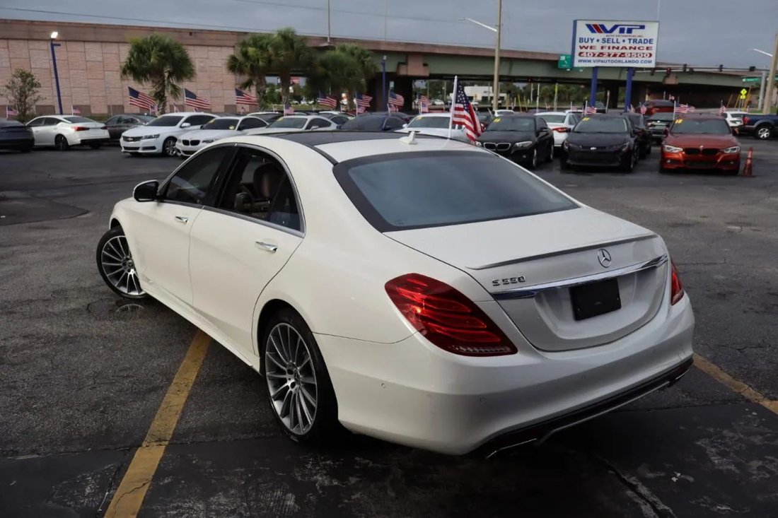 Sedan in Orlando, FL, United States 5 - 18077397