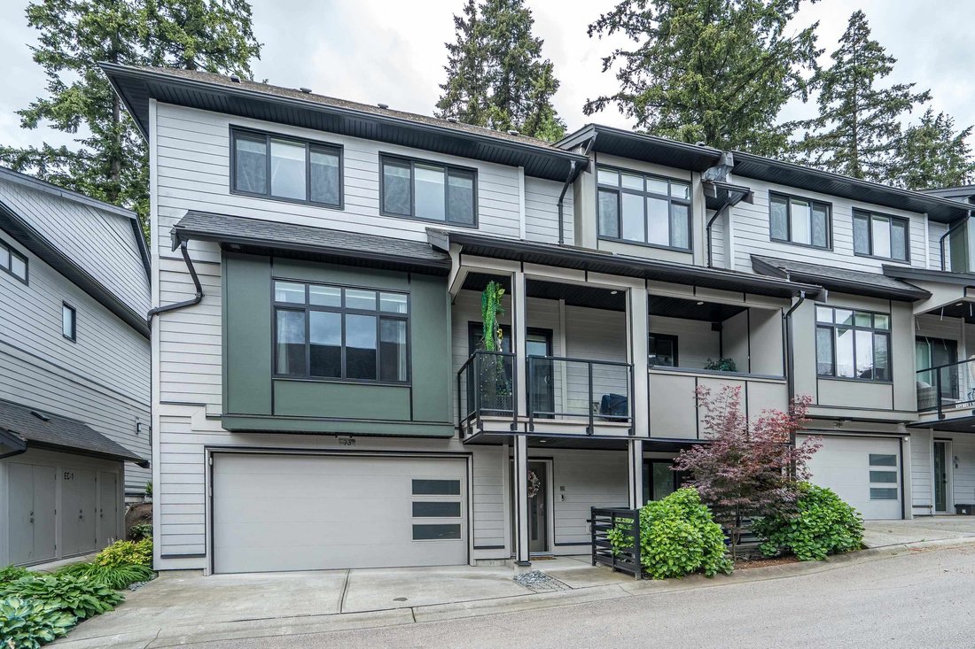 House in Surrey, British Columbia, Canada 2 - 18076654