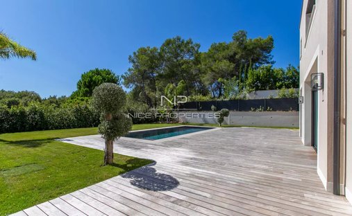 Villa in Valbonne, Provence-Alpes-Côte d'Azur, France 1