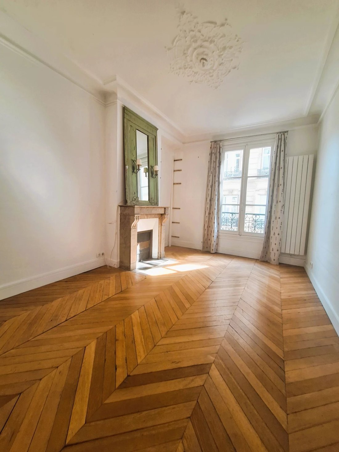 Apartment in Courcelles-Wagram, Paris 17e Arrondissement, Paris 2 - 18078843