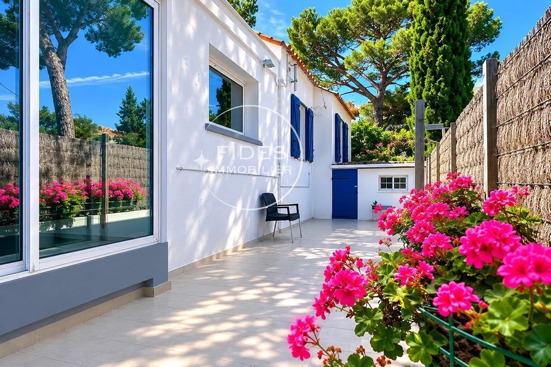 House in La Panouse, Marseille, Provence-Alpes-Côte d'Azur 5 - 18073054
