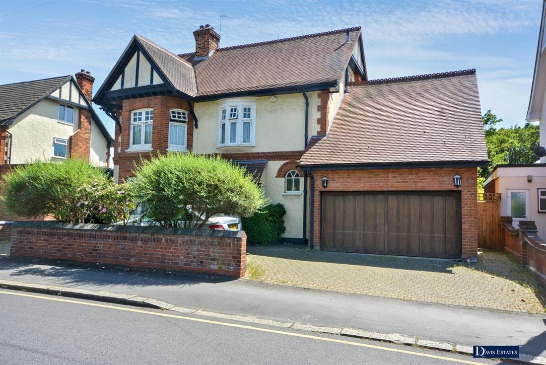 House in Emerson Park, Romford, England 1 - 18071617