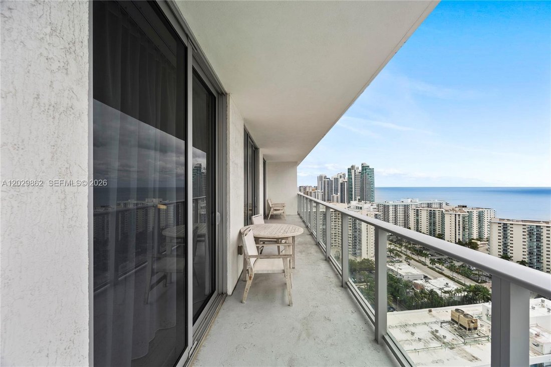 Appartement à Hollywood, Floride, États-Unis 2 - 18078728