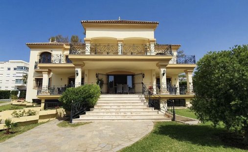 Villa in Marbella, Andalusia, Spain 1