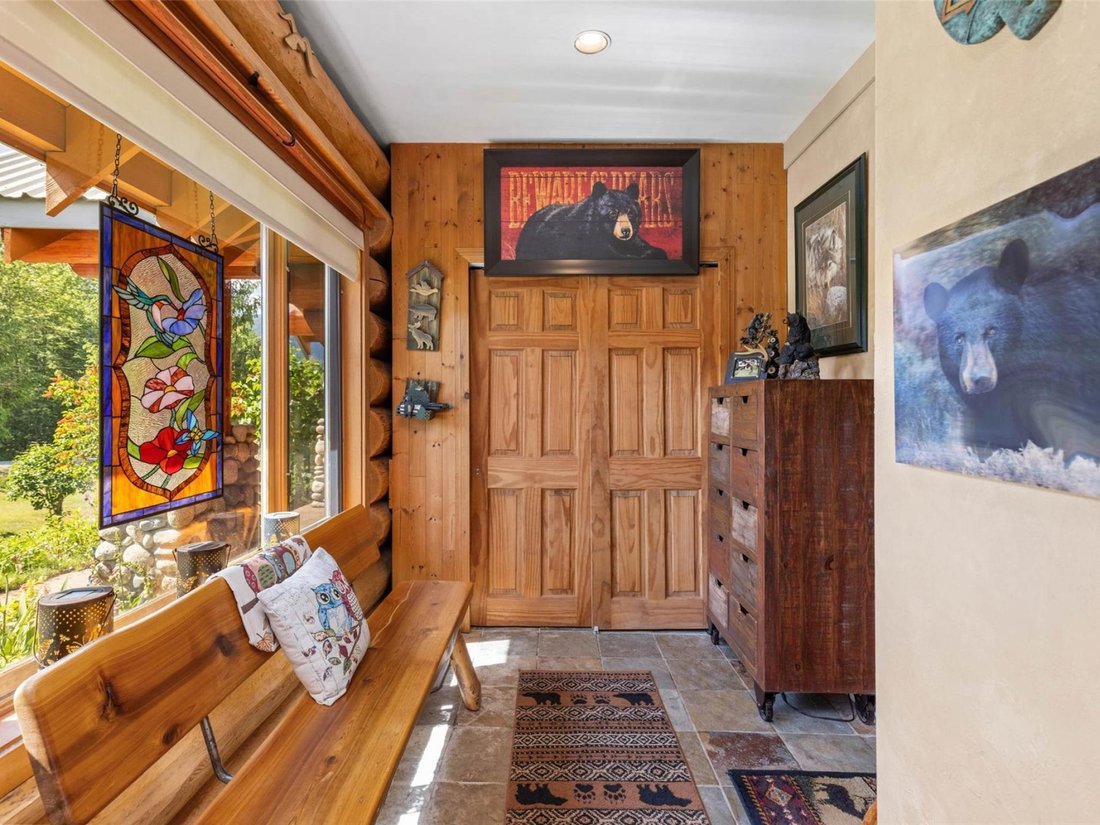 House in Owl Creek, British Columbia, Canada 4 - 18077757