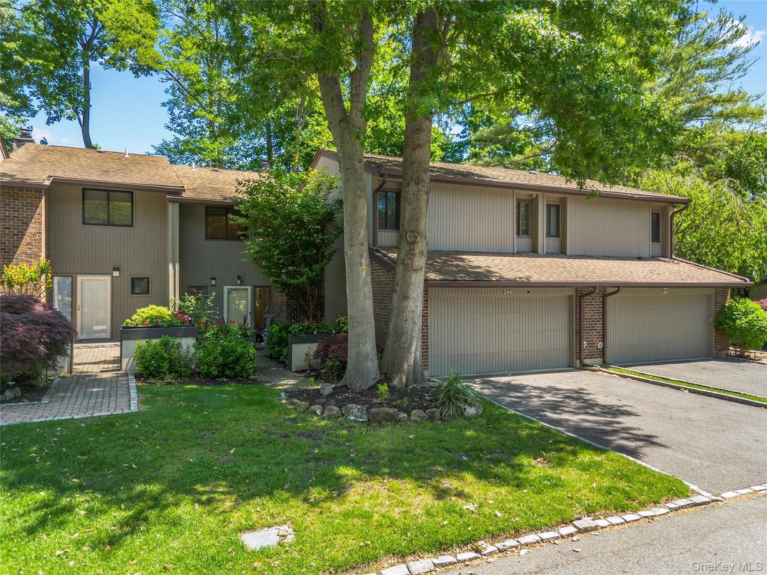 Condo in Jericho, New York, United States 1 - 18071495