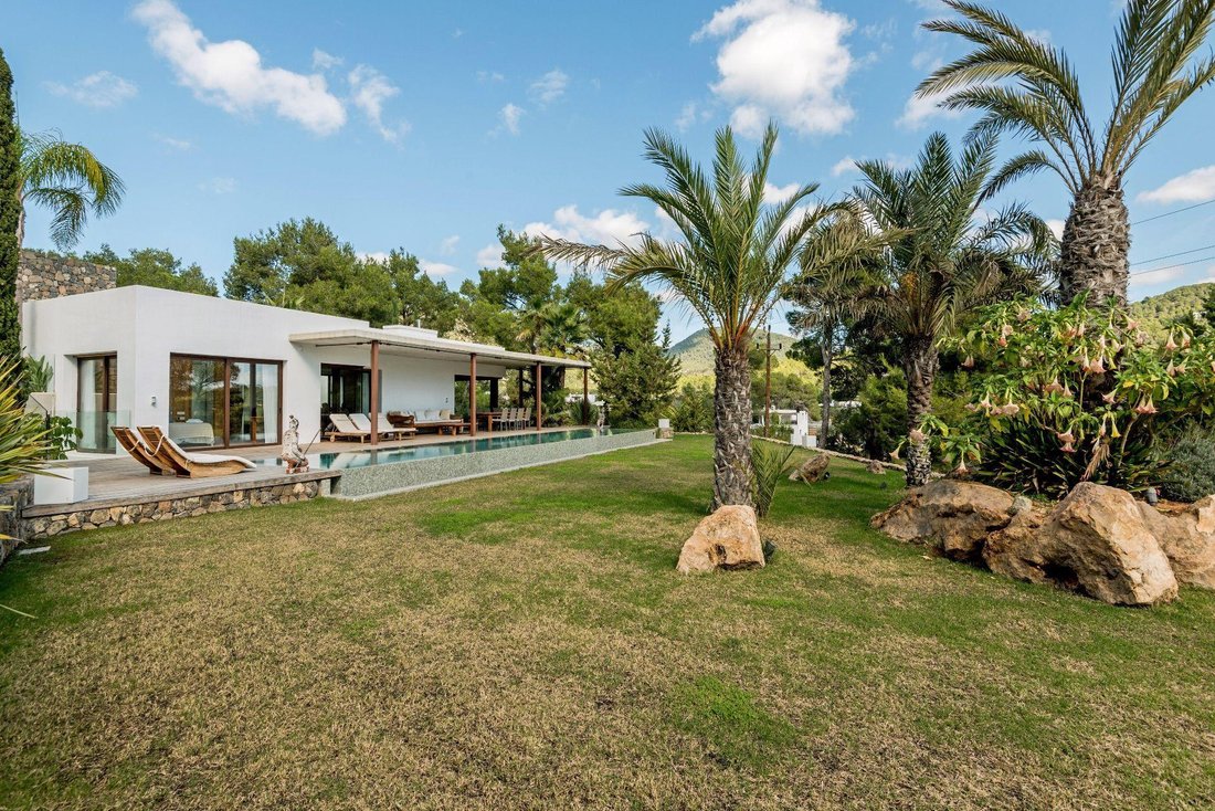 Villa in Sant Josep de sa Talaia, Balearic Islands, Spain 4 - 18071366