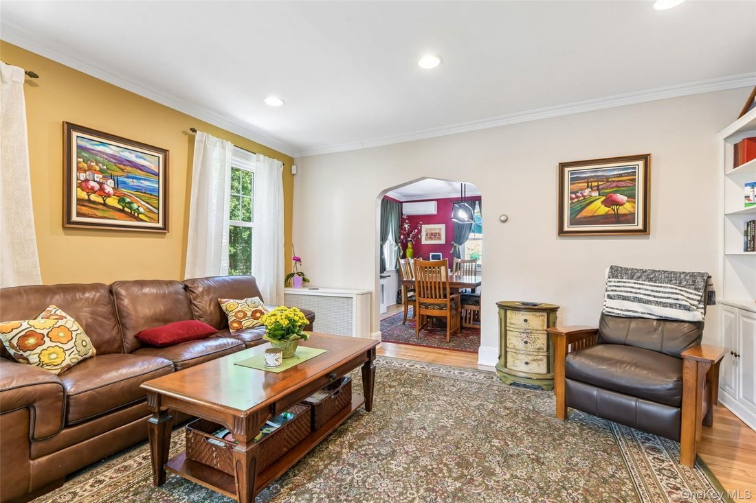 House in Garden City, New York, United States 4 - 18077765