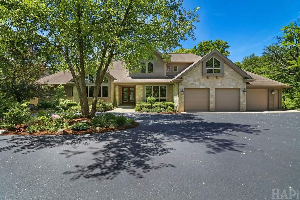 House in Woodstock, Illinois, United States 2 - 17715610