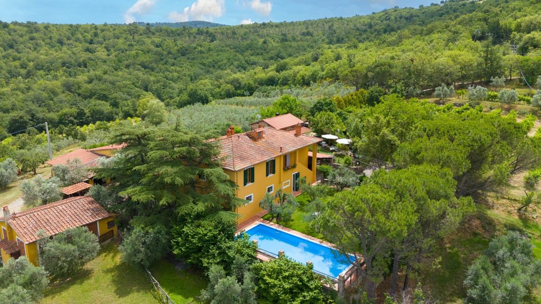 Villa in Laterina Pergine Valdarno, Tuscany, Italy 1 - 16220840