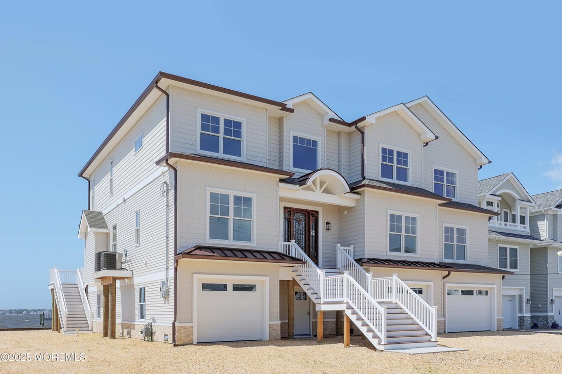 House in Toms River, New Jersey, United States 2 - 18074351
