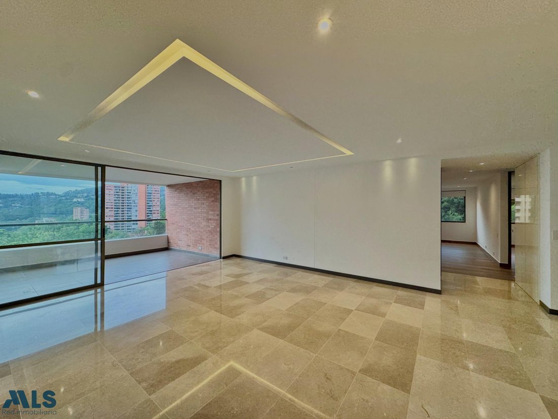 Apartment in Medellín, Antioquia, Colombia 3 - 18079457
