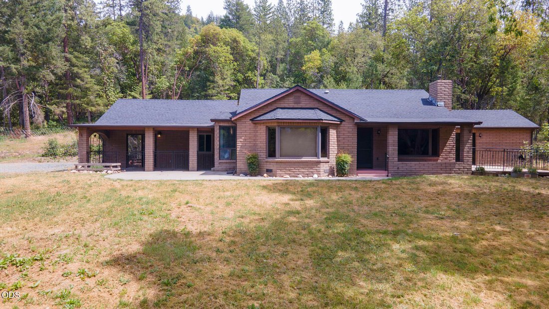 Maison à Rogue River, Oregon, États-Unis 1 - 17990963