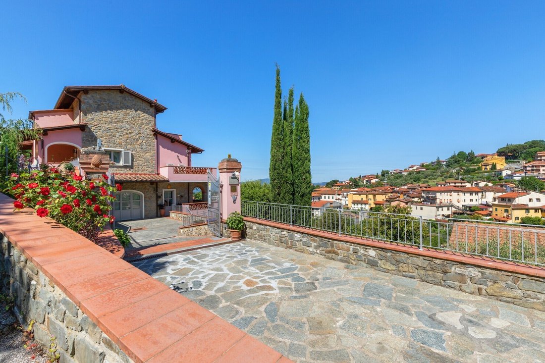 House in Borgo a Cascia, Reggello, Tuscany 3 - 18079684