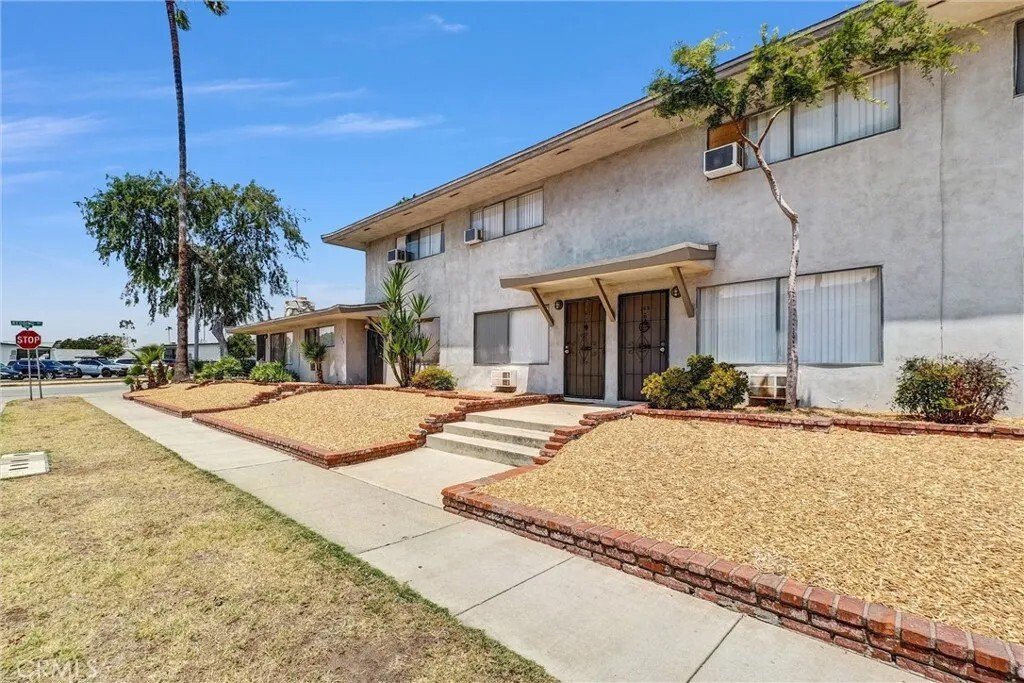 Upland, California, United States 5 - 17934856