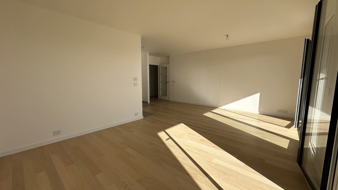 Apartment in Plateau Nord, Suresnes, France 4 - 16490971