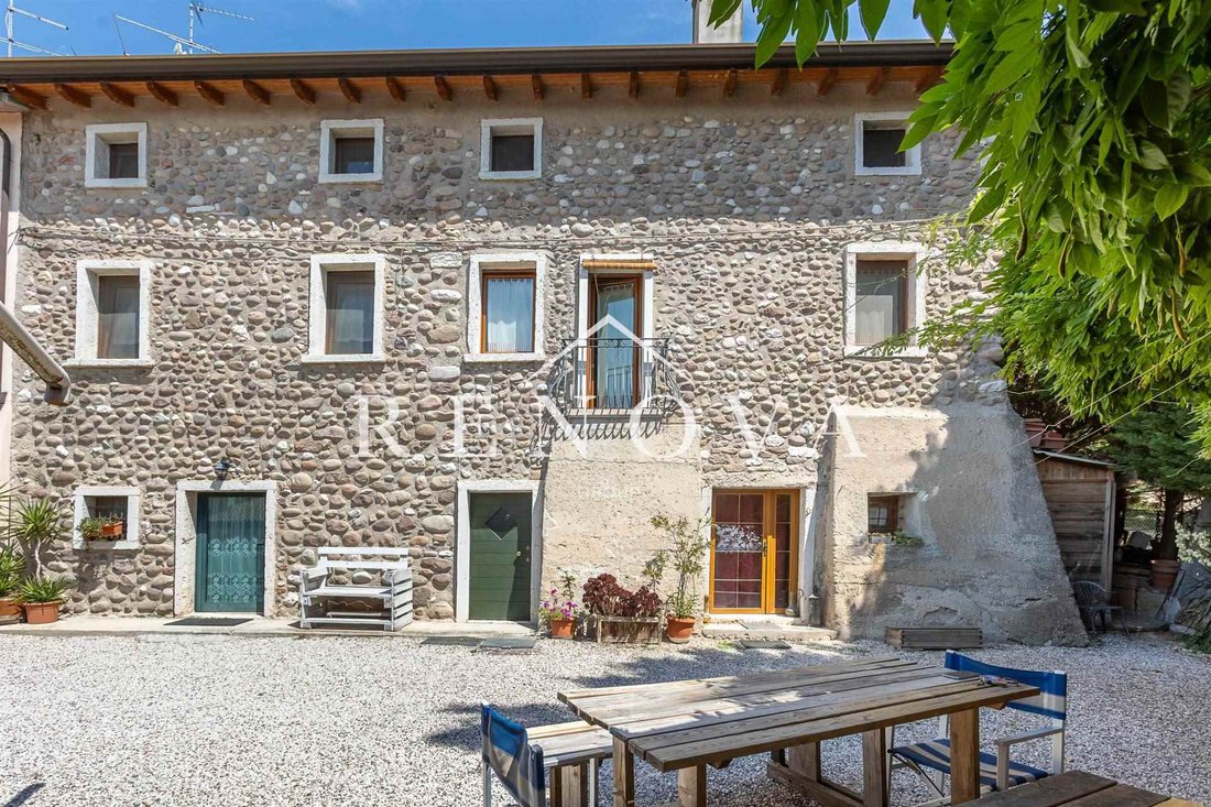 Affi, Veneto, Italy 1 - 16723961