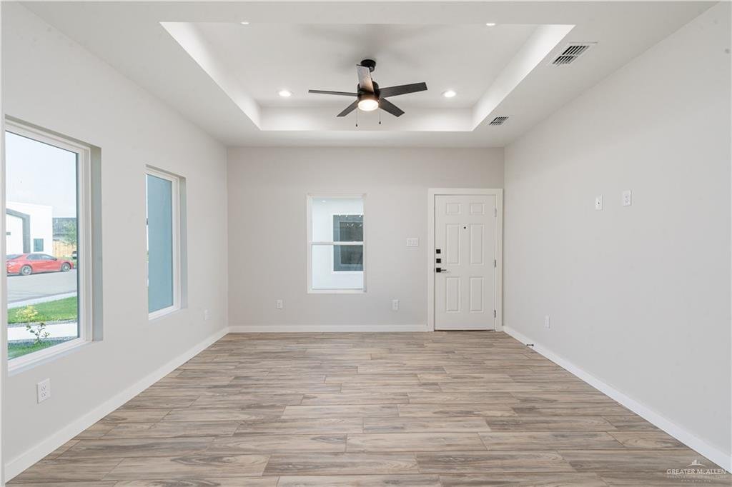 McAllen, Texas, United States 5 - 18062962