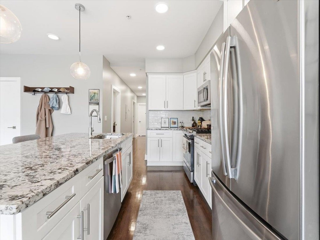 Condo in Jersey City, New Jersey, United States 3 - 18074224