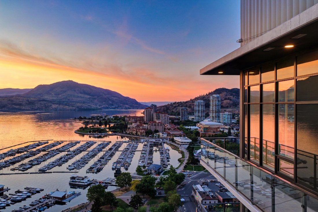 House in Kelowna, British Columbia, Canada 1 - 18077862