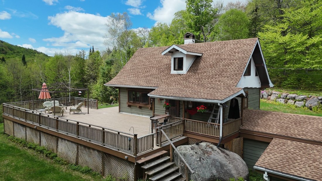 House in Saint-Adolphe-d'Howard, Quebec, Canada 5 - 18076763