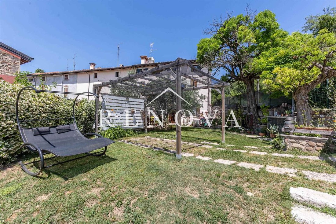 Pescantina, Veneto, Italy 2 - 17954201