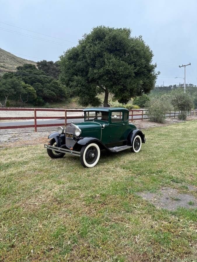 Coupe in Glendale, United States 2 - 18079181