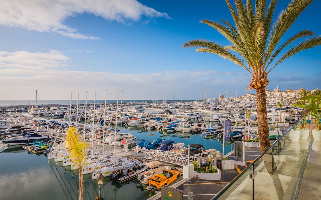 Penthouse in Puerto Banus, Marbella, Spain 5 - 18079481