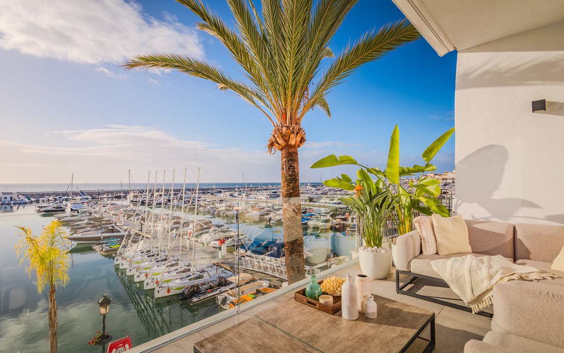 Penthouse in Puerto Banus, Marbella, Spain 3 - 18079481