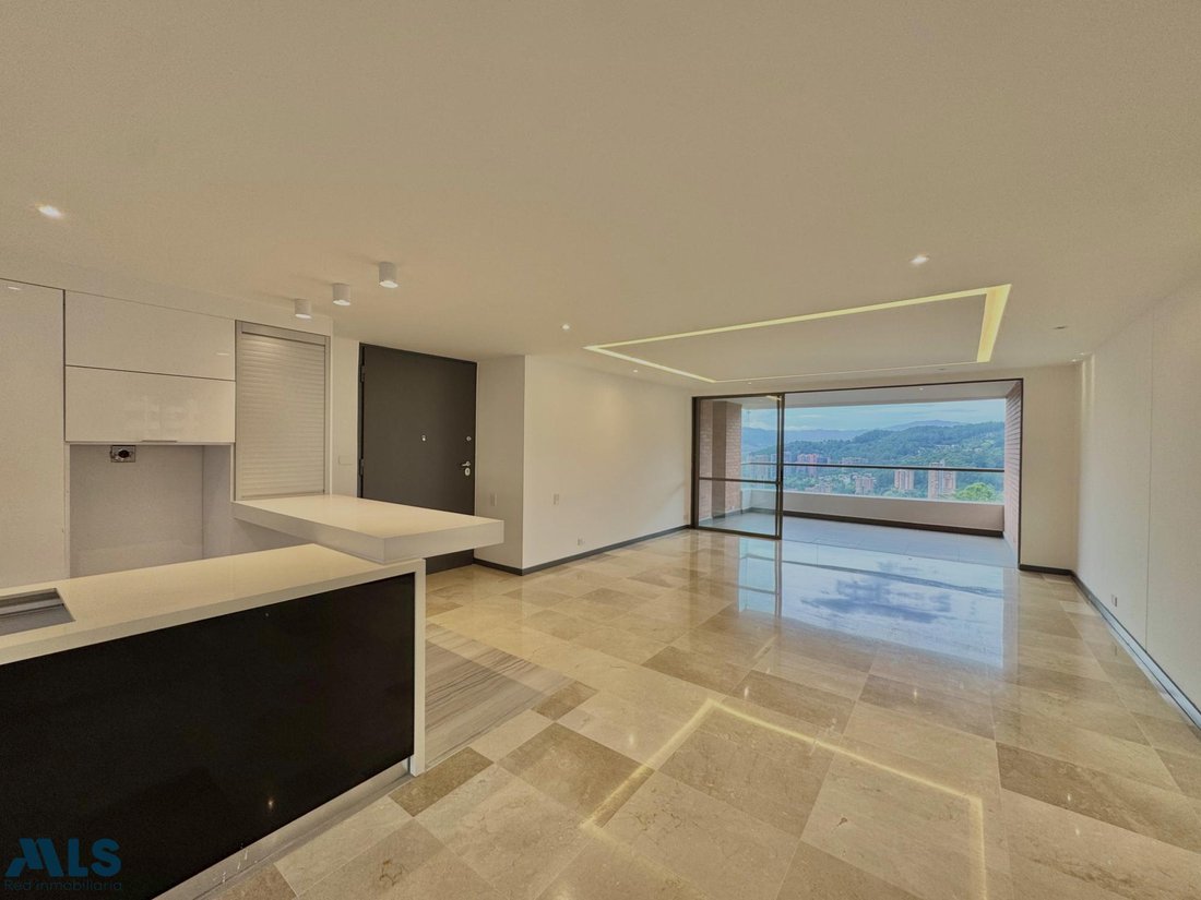 Apartment in Medellín, Antioquia, Colombia 1 - 18079457